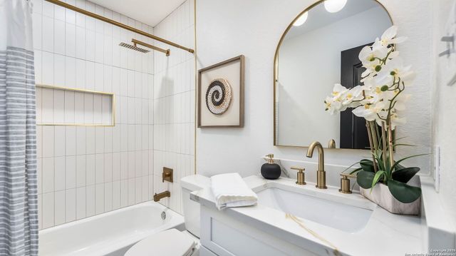 606 San Augustine, New Braunfels, TX 78132