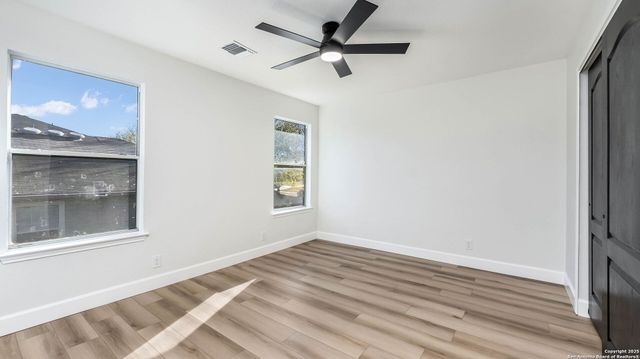 606 San Augustine, New Braunfels, TX 78132