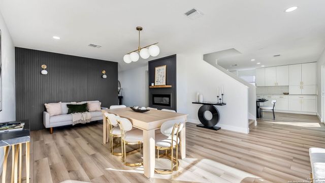 606 San Augustine, New Braunfels, TX 78132