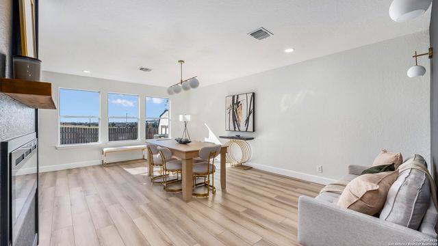 606 San Augustine, New Braunfels, TX 78132