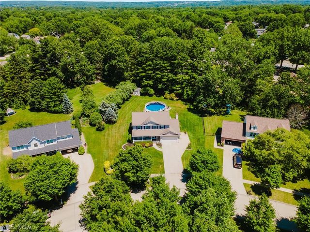 930 Essex Lane, Medina, OH 44256