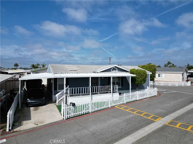 6301 Warner Avenue 88, Huntington Beach, CA 92647