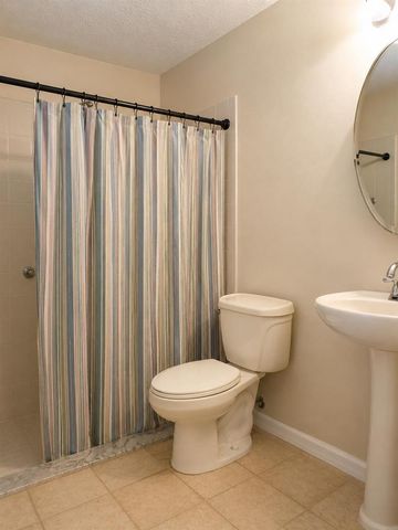 103 SE Bonita Court, Port St. Lucie, FL 34983