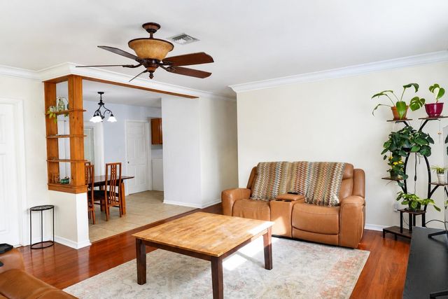 103 SE Bonita Court, Port St. Lucie, FL 34983