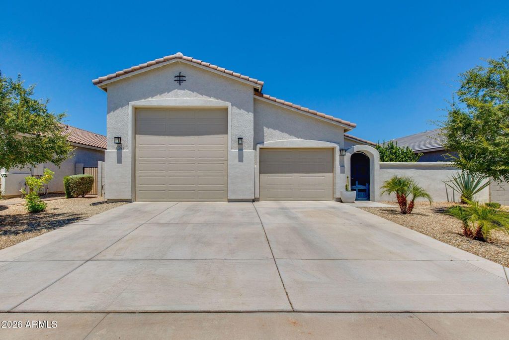 17780 W MONTE LINDO Lane, Surprise, AZ 85387 — photo 4