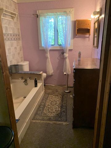 W12226 BOW STRING DRIVE, Hancock, WI 54943