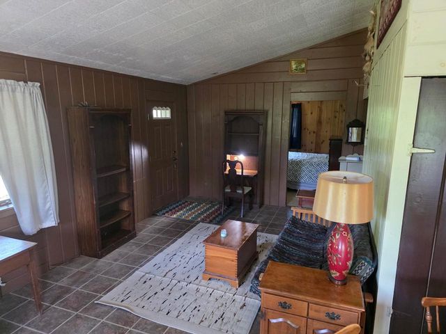 W12226 BOW STRING DRIVE, Hancock, WI 54943