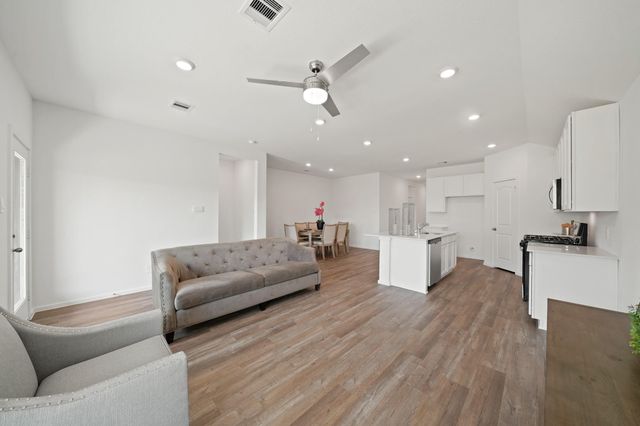 4068 Sun Burst Lane, Brookshire, TX 77423