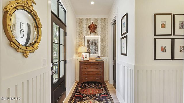 7308 Fountainbleau Road, Ocean Springs, MS 39564