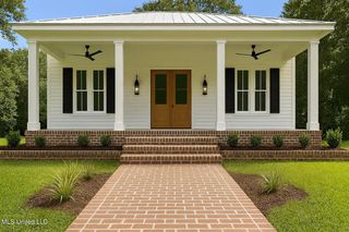 7308 Fountainbleau Road, Ocean Springs, MS 39564