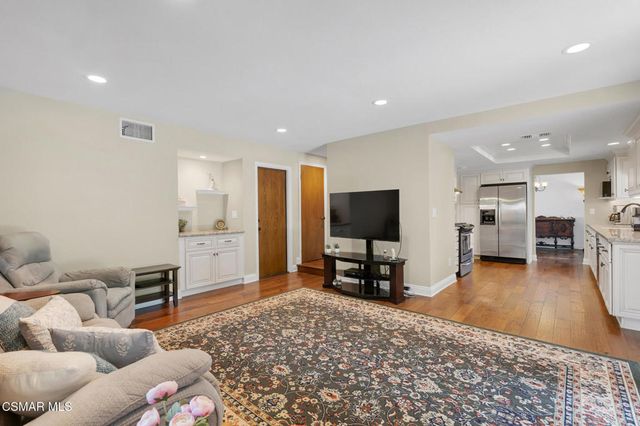 4668 Bella Vista Drive, Moorpark, CA 93021