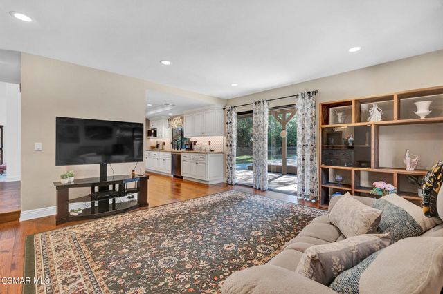 4668 Bella Vista Drive, Moorpark, CA 93021
