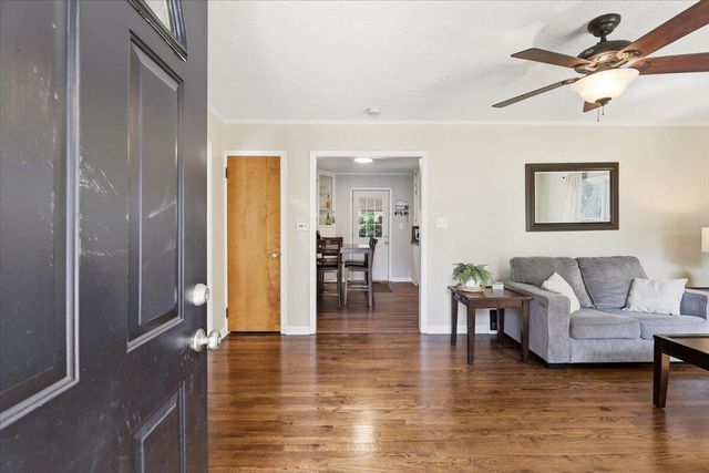 633 GRACE Street, Council Bluffs, IA 51503