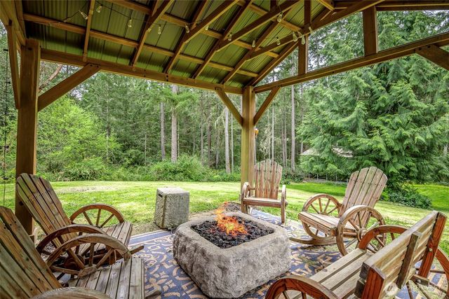 9203 Kootenai Drive, Anderson Island, WA 98303