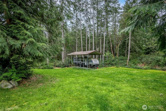 9203 Kootenai Drive, Anderson Island, WA 98303