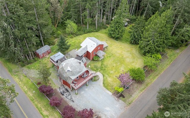 9203 Kootenai Drive, Anderson Island, WA 98303