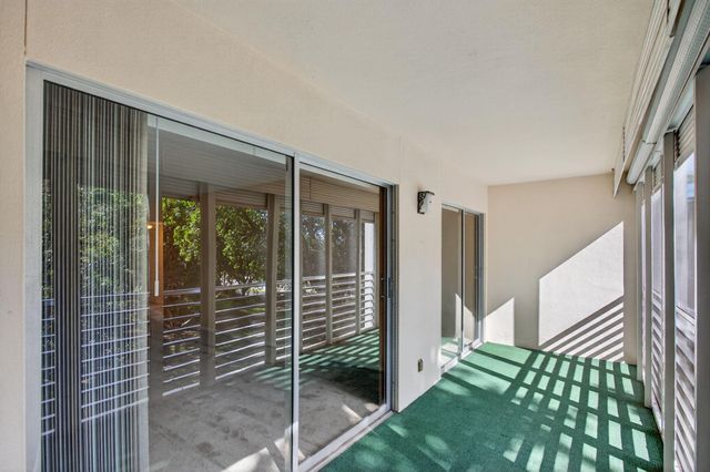 2004 Granada Dr C3, Coconut Creek, FL 33066