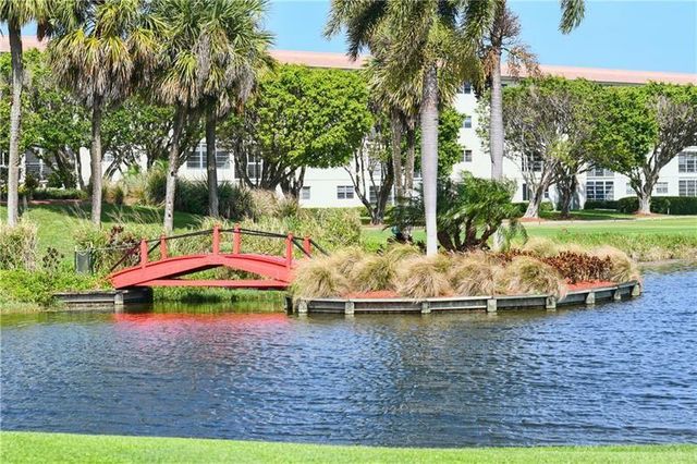 2004 Granada Dr C3, Coconut Creek, FL 33066