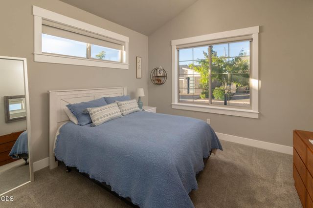 3087 NW Hidden Ridge Drive, Bend, OR 97703