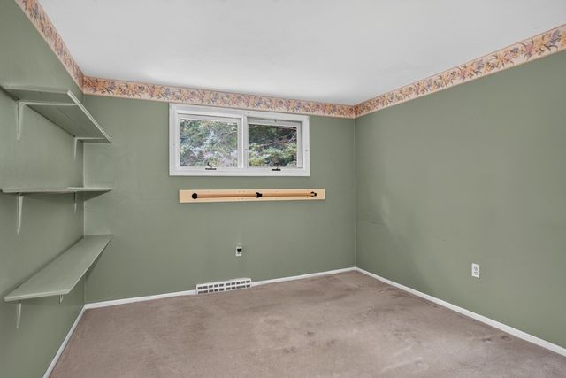 801 Winter St, Holliston, MA 01746