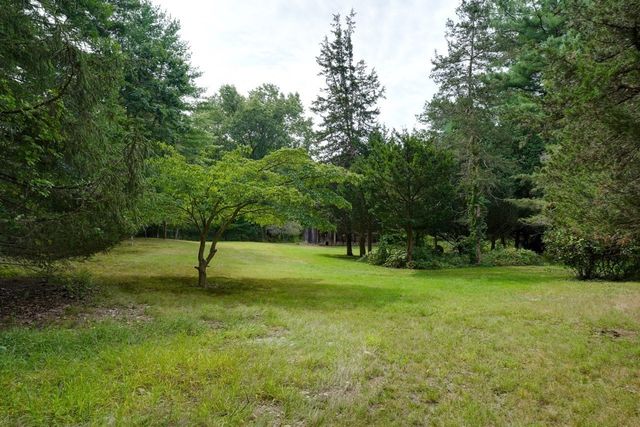 801 Winter St, Holliston, MA 01746