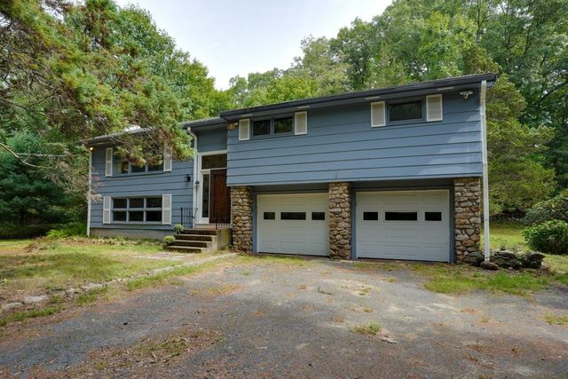 801 Winter St, Holliston, MA 01746