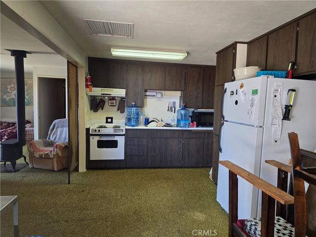 55560 Lum Lane, Landers, CA 92285