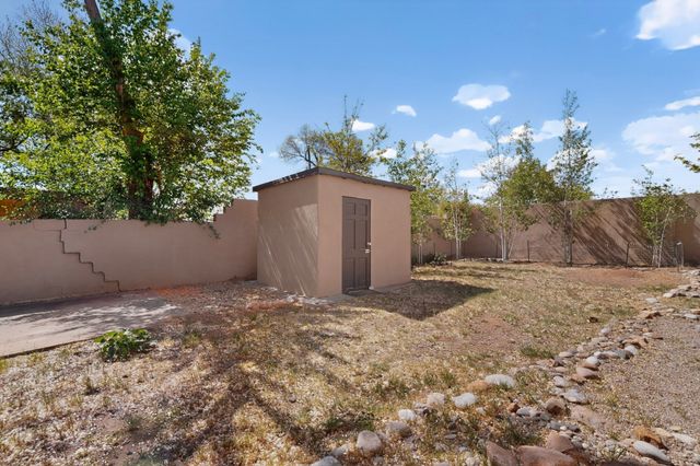 502 Barela Lane, Santa Fe, NM 87505