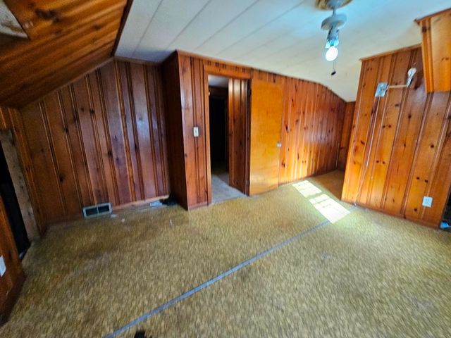 93 Cooper St, Springfield, MA 01108