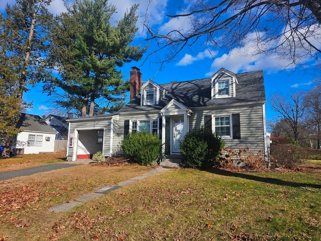 93 Cooper St, Springfield, MA 01108