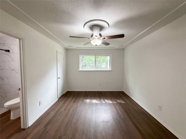 913 Jayellen Court, Burleson, TX 76028