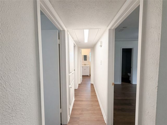 913 Jayellen Court, Burleson, TX 76028