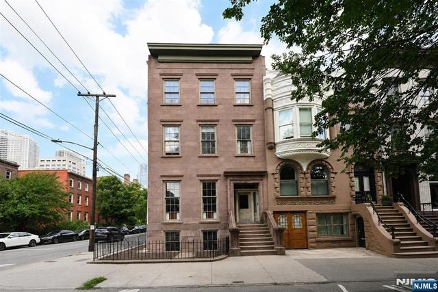 274 Barrow Street, Jersey City, NJ 07302