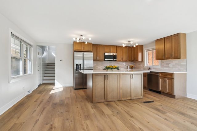 11518 S Aberdeen Street, Chicago, IL 60643