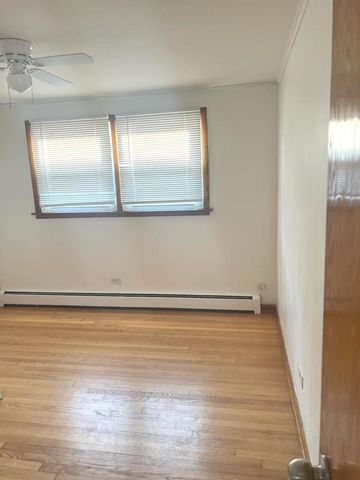 6134 W 79th Street 1, Burbank, IL 60459