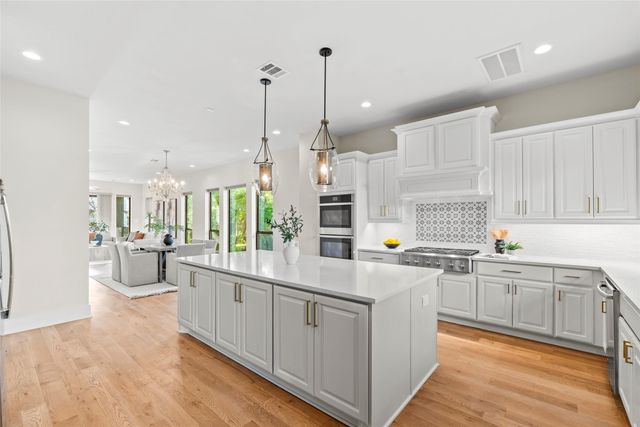2621 Greenbriar Drive, Houston, TX 77098