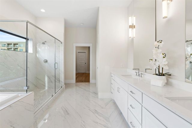 2621 Greenbriar Drive, Houston, TX 77098