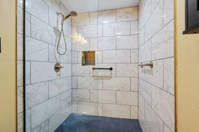 8 Stoney Brook Trail, Hayesville, NC 28904
