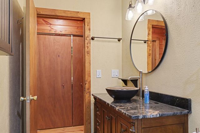 8 Stoney Brook Trail, Hayesville, NC 28904