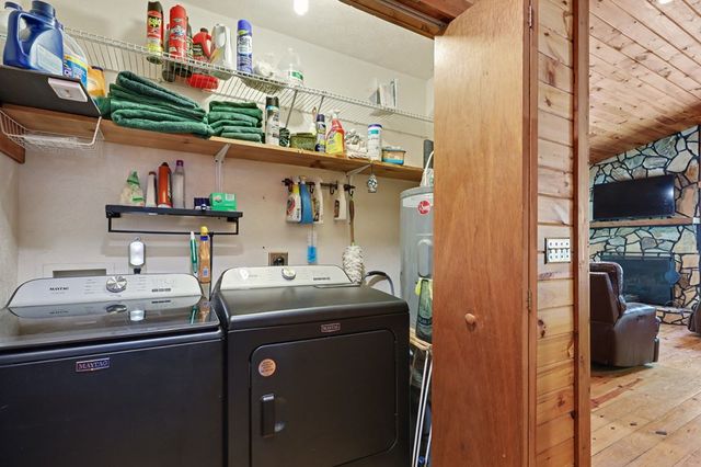 8 Stoney Brook Trail, Hayesville, NC 28904