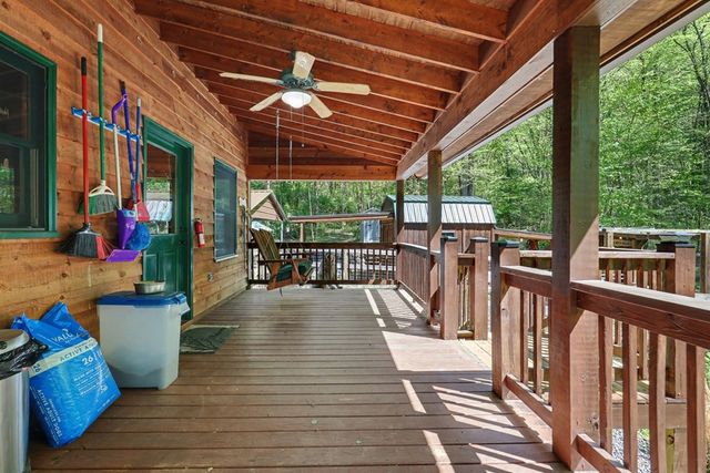 8 Stoney Brook Trail, Hayesville, NC 28904