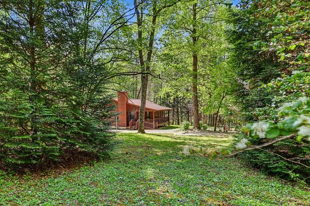 8 Stoney Brook Trail, Hayesville, NC 28904