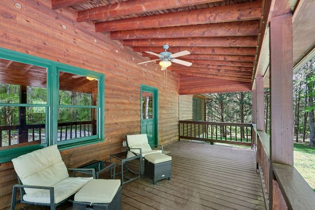 8 Stoney Brook Trail, Hayesville, NC 28904