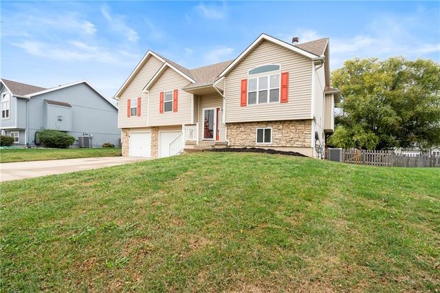7808 NE 109th Circle, Kansas City, MO 64157