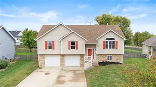 7808 NE 109th Circle, Kansas City, MO 64157