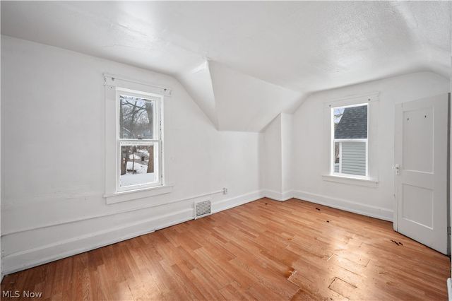 434 Matthews Street, Akron, OH 44306