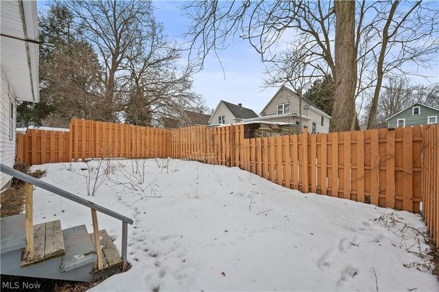 434 Matthews Street, Akron, OH 44306