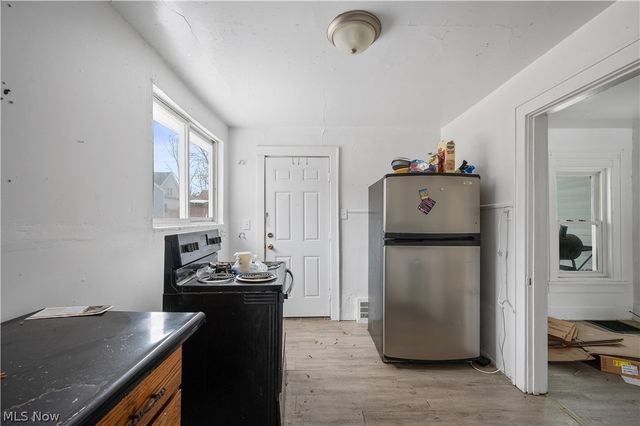 434 Matthews Street, Akron, OH 44306