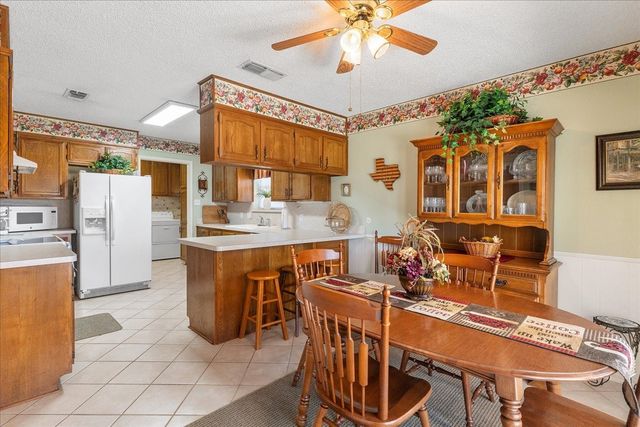 6728 Riviera Drive, North Richland Hills, TX 76180