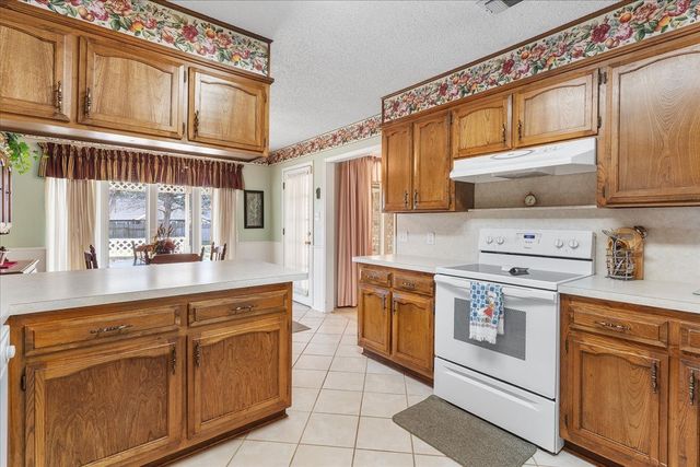 6728 Riviera Drive, North Richland Hills, TX 76180